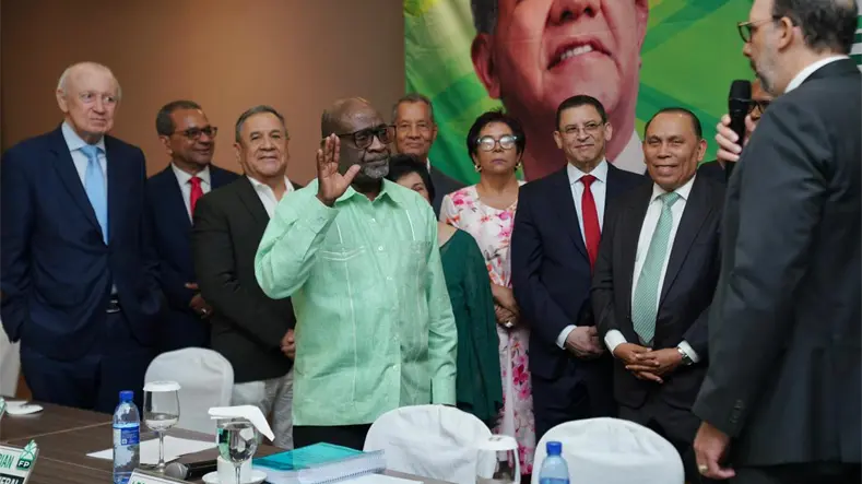 FP juramenta nuevos miembros a su Dirección Política y anuncia marcha para el 30 de noviembre fp-juramenta-nuevos-miembros-a-su-direccion-politica-y-anuncia-marcha-para-el-30-de-noviembre