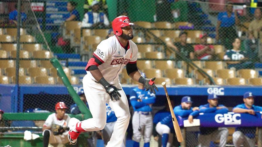 Leones ahondan la crisis del Licey al propinarles su sexto revés consecutivo leones-ahondan-la-crisis-del-licey-al-propinarles-su-sexto-reves-consecutivo